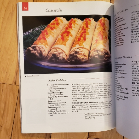 Vintage Cookbook Microwave Covention Oven with Pictures General Electric ©️ 2005 - Picture 5 of 9